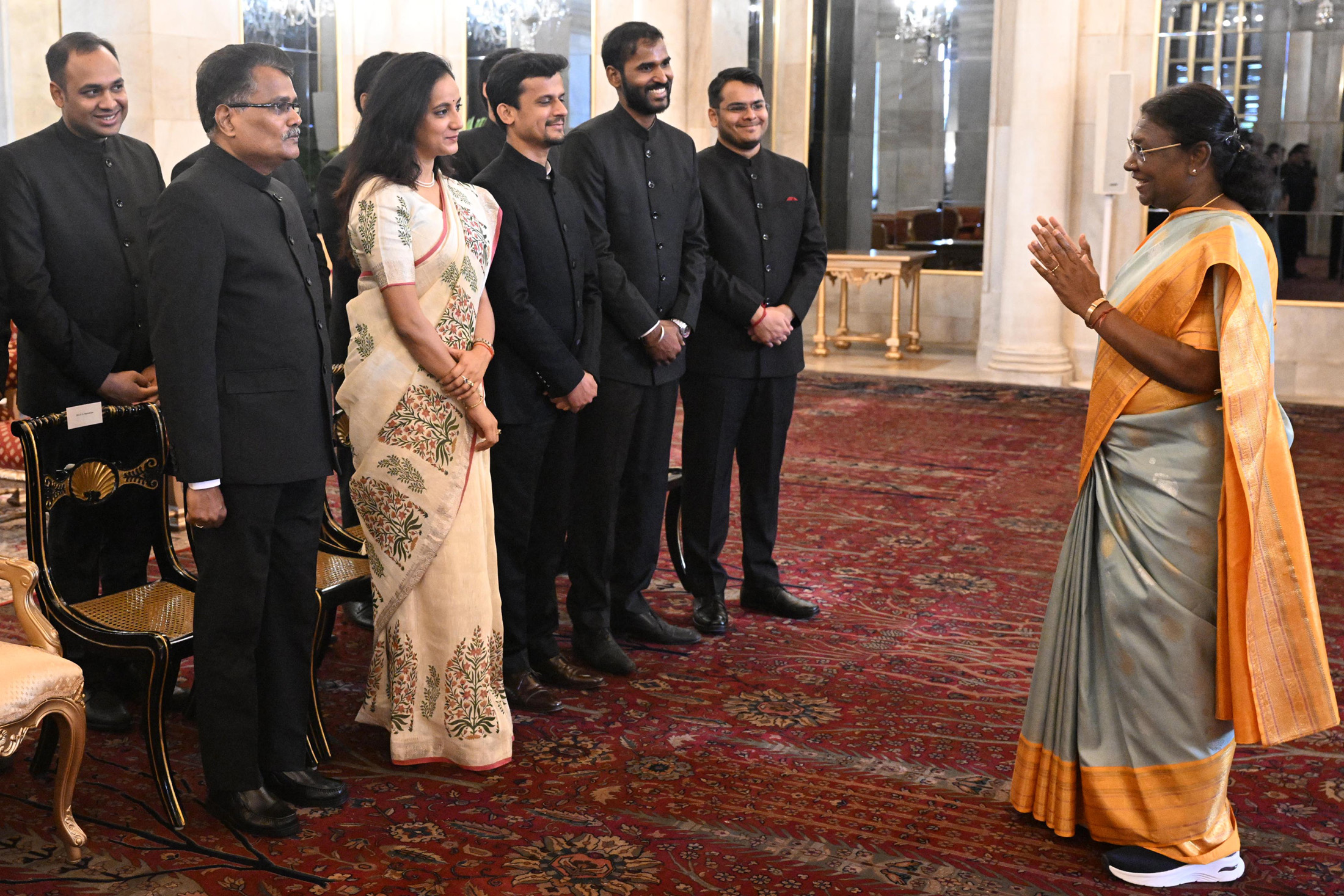 Probationers of Indian Forest Service (2022 batch) and Officers/Officer Trainees of Indian Defence Estates Service (2018 and 2022 batch) calls on the President of India, Smt Droupadi Murmu at Rashtrapati Bhavan, in New Delhi on July 24, 2023.